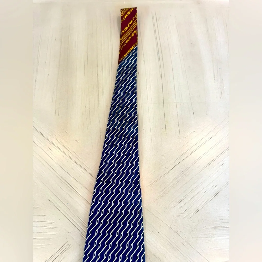 Vintage Gianni Versace 100% Silk Baroque Necktie Blue Gold Made in Italy 90s